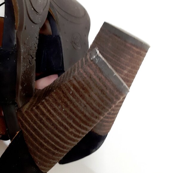 LUCKY BRAND Leesha Fringe T-strap Sandals with Block Heel in Black Suede Leather - Picture 13 of 13